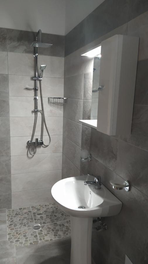 Ándros Πλατανακι 2 Seaview Apartment מראה חיצוני תמונה